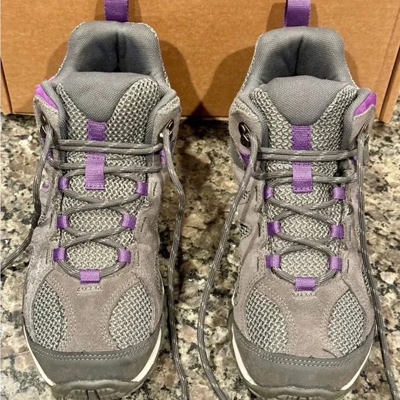 MERRELL Women’s Yokota 2 Mid Hiking Boots Size 8.5M Waterproof Excellent - Picture 4 of 16